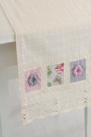 Naturel Yamalı Danteli İplik İşlemeli Runner