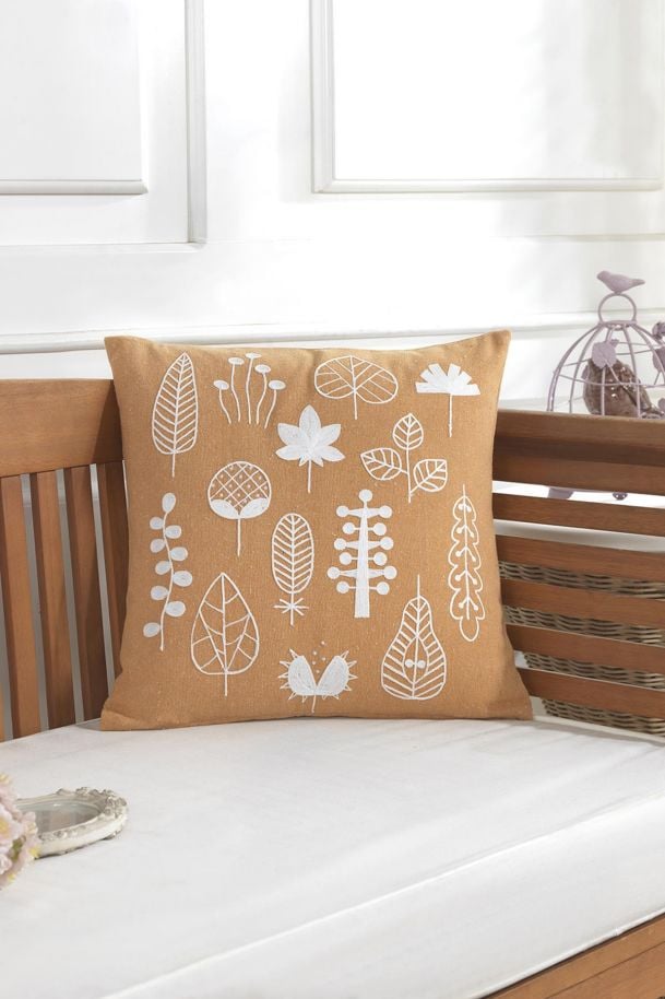 Buldan Kumaşı Yaprak Nakışlı Dekoratif Kırlent